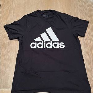 Adidas Tshirt